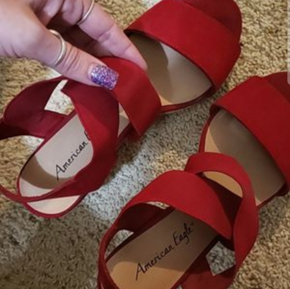 Red wedges